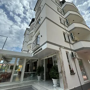 Star & Restaurant Apartman